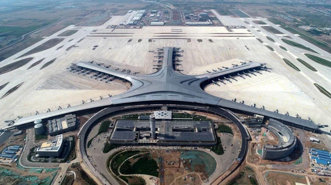 青岛胶东国际机场将于 8 月 12 日正式启用,同时关闭流亭国际机场