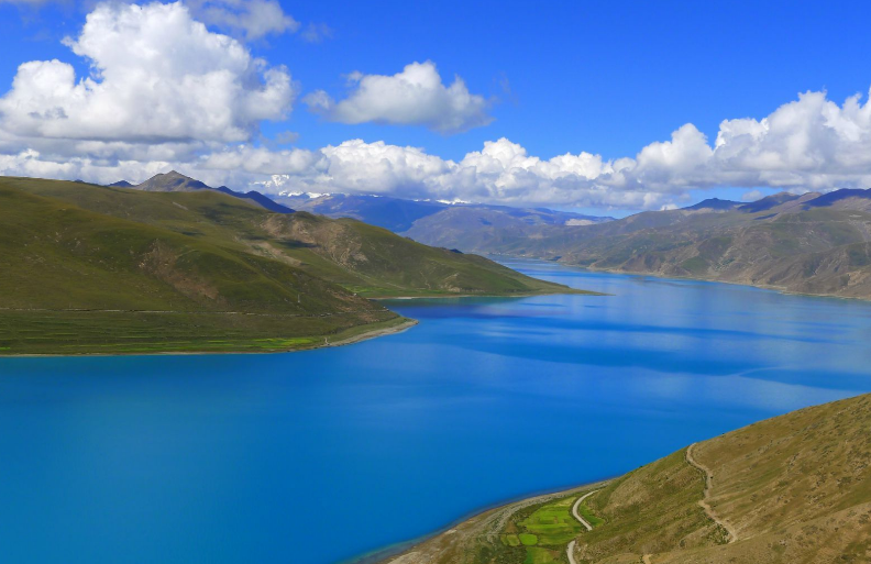 山南旅游景点攻略去西藏山南应该怎么玩