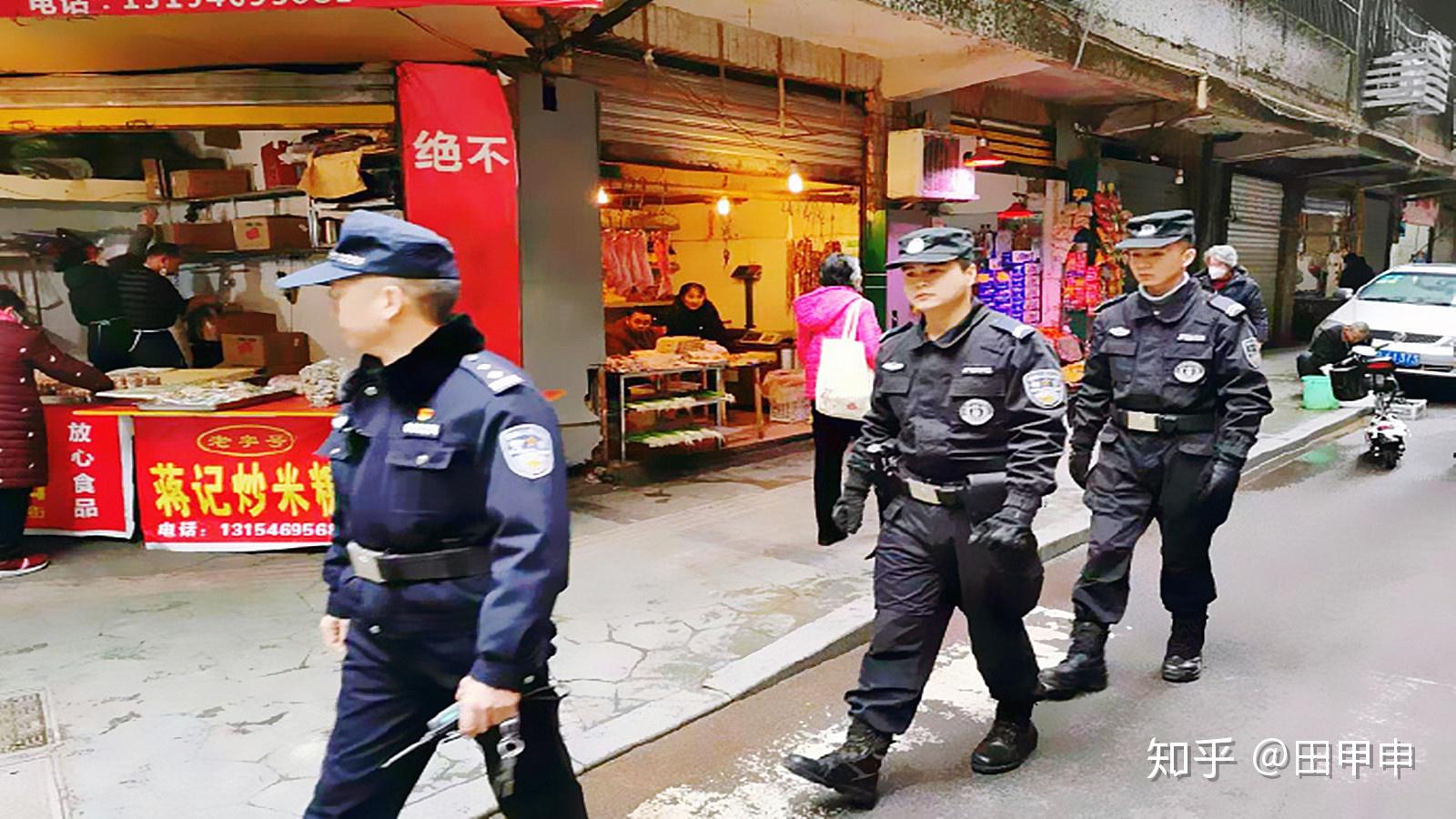 疫情不退警察不退抗击新型冠状病毒感染的肺炎疫情宜宾警方为您坚守