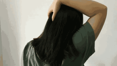 洗之前干涩又扁塌的头发,洗过之后发量瞬间看上去像增加了一倍,顺滑又