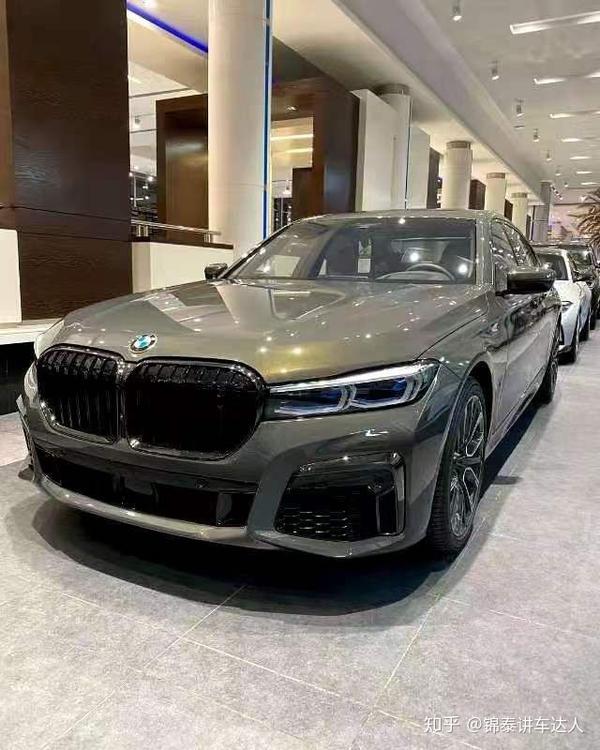 新bmwm760li碧玺灰上身也超赞