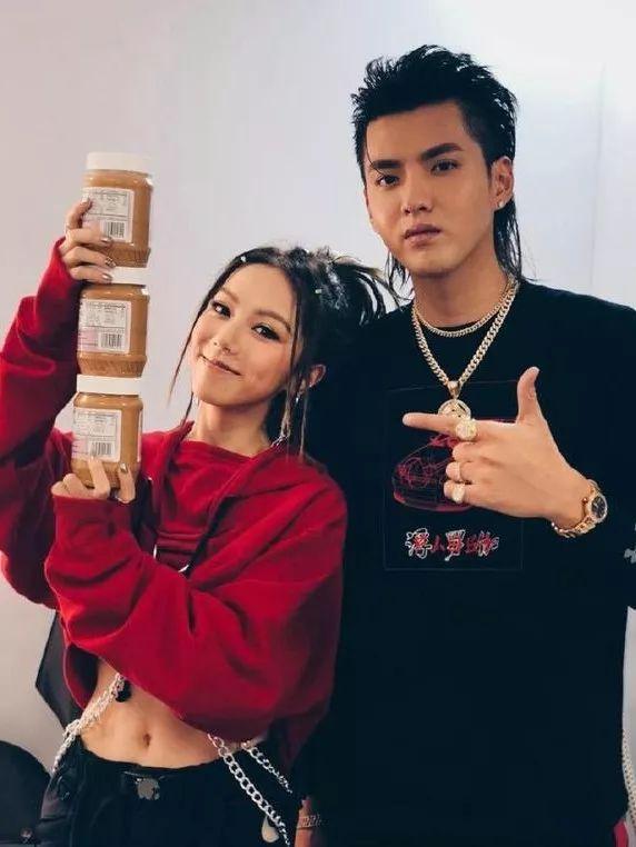 比吴亦凡还会带货邓紫棋上脚的球鞋更让我跪了