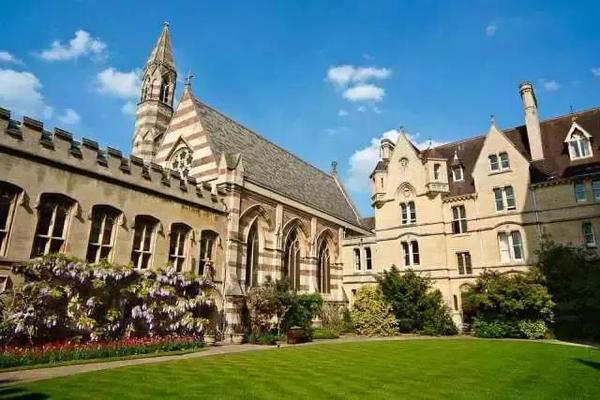 top1:剑桥大学university of cambridge——"世界顶级研究型书院"