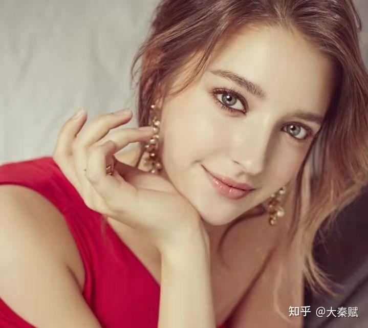 探秘世界十大女儿国美女们风情万种姿色上佳分外妖娆