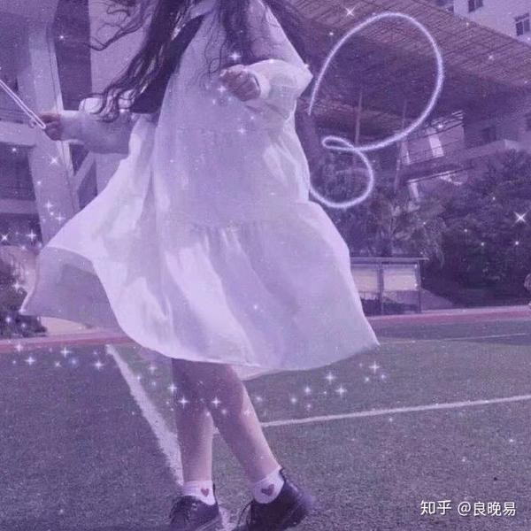真人女生头像紫色滤镜