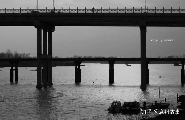 渡淮大桥将息县和帆船 这2种元素很完美的融合在了一起, 既美观又