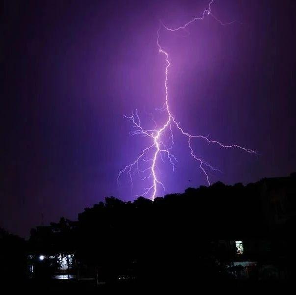 雷雨!大风!冰雹!成都今年第一声春雷今晚可能炸响!