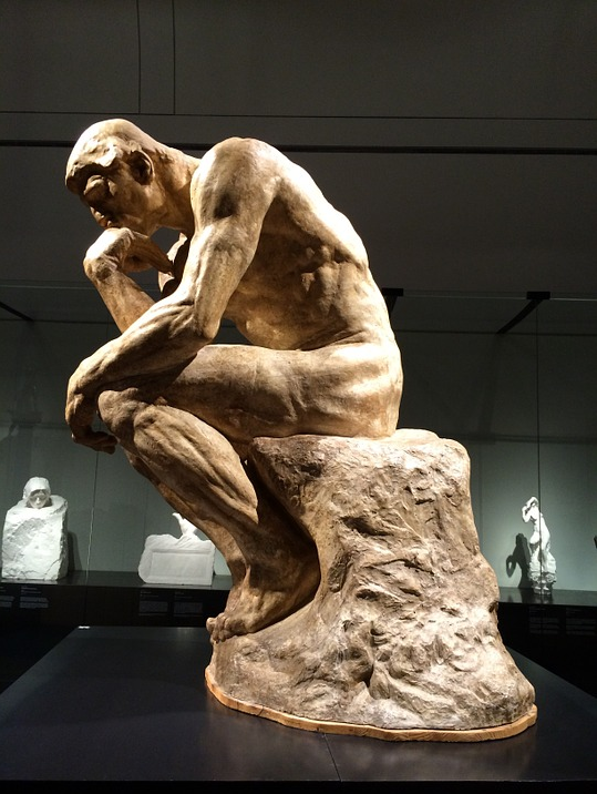 值得一提的, 举世闻名的雕塑《思想者》,正是法国艺术家 罗丹以但丁为