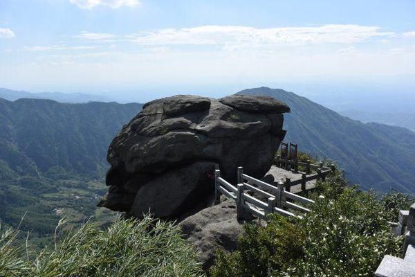 湖南秋季旅游景点推荐 衡山旅游攻略 低音号免费语音导游