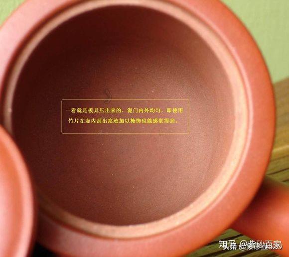 怎样辨别紫砂壶化工壶 真紫砂壶与化工壶的区别一:质感不一样