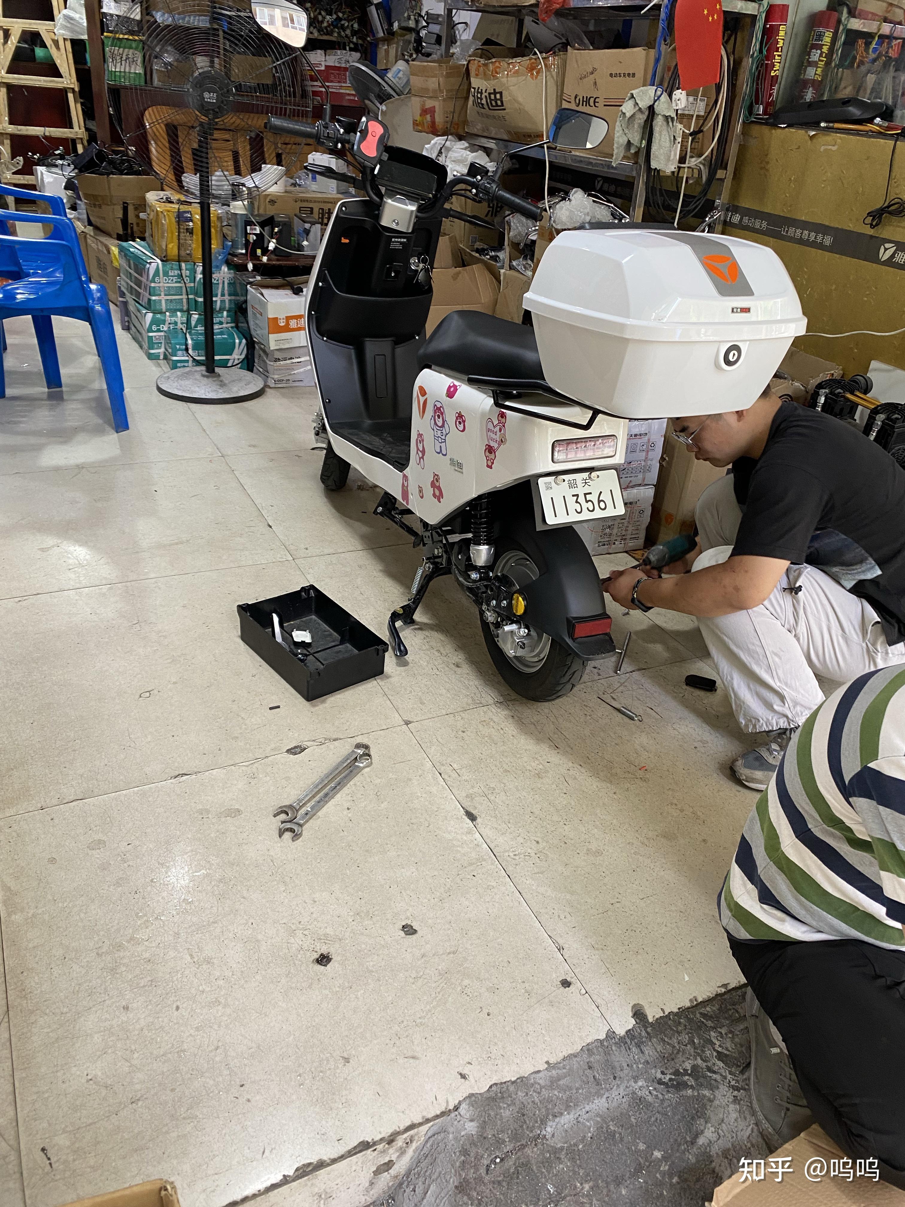 本人在今年6月16号在韶关某家门店买了台雅迪欧特,在开了不到二周就