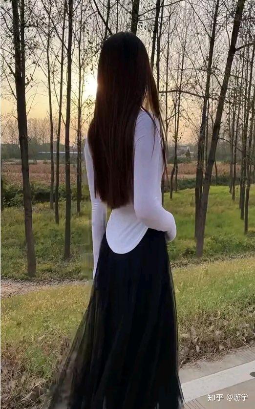 最美女人背影!游学