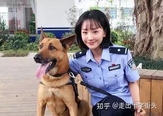 演员杨蓉好久不见,这次她出演了公安题材的网剧《警犬来啦》,杨蓉剪