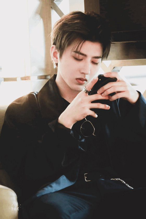 560_840 竖版 竖屏 gif 动态图 动图