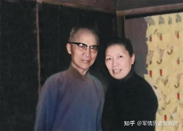 佘爱珍剽悍情史提刀逼婚情郎制服流氓吴四宝降服渣男胡兰成