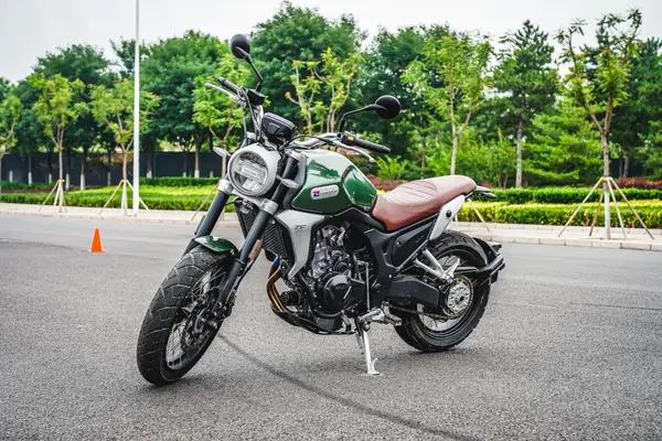 样子or实力国产scrambler行么凯越500f中国摩托车联合测评