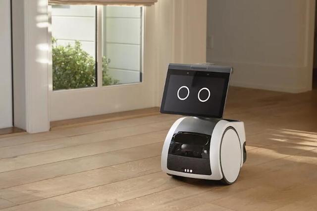 一文看清亚马逊今秋新品发布会家用机器人安防无人机智能手表温控器齐