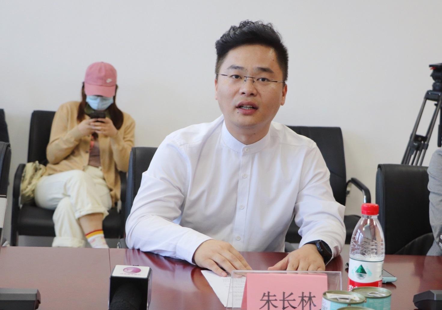 山东凯锐思动物营养有限公司董事长朱长林致辞"科学养宠,专宠专用"