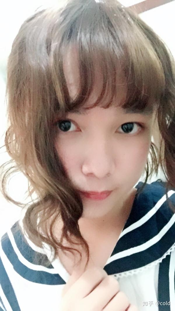 男孩子穿女装很漂亮是种怎样的体验?