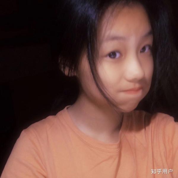 女生长得黑但五官不难看是什么体验?
