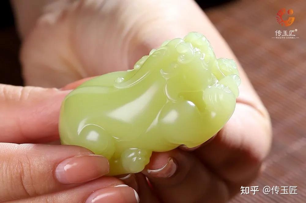 玉雕鉴赏 | 若羌黄口料貔貅,到底好在哪儿?