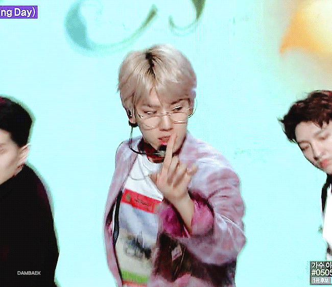 600_519gif 动态图 动图