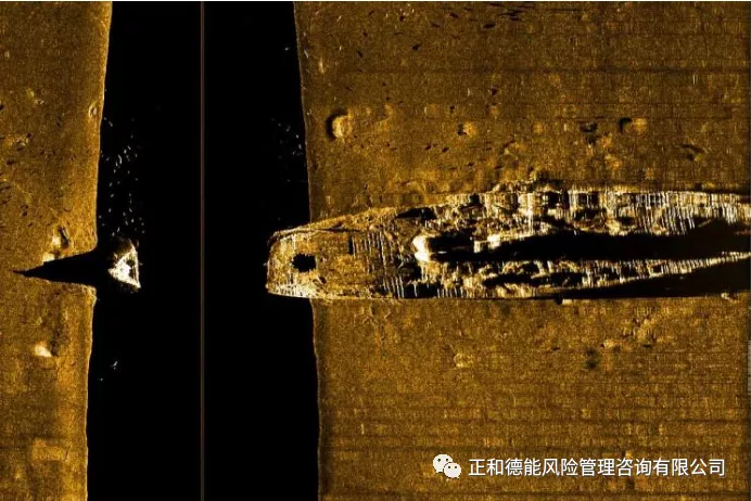 抛石在上图中,侧扫声呐影响中的最左侧多排规则的