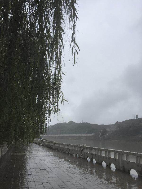 莲花湖波光粼粼