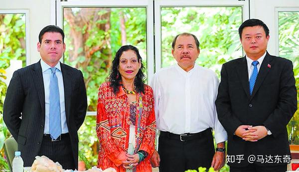 老奥尔特加夫妻俩任总统副总统把持尼加拉瓜,小奥尔特加和他的妹妹