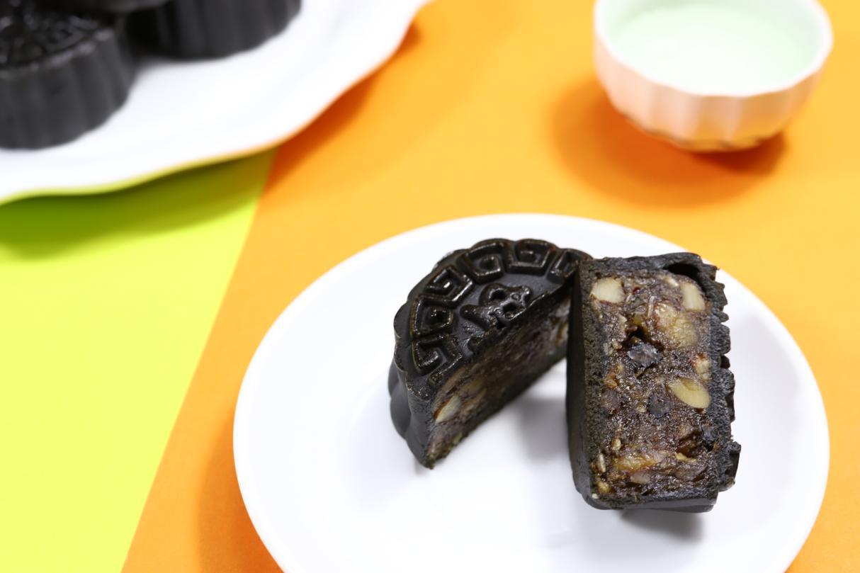 吃完这个螺蛳粉月饼我仿佛吃了半碗螺蛳粉