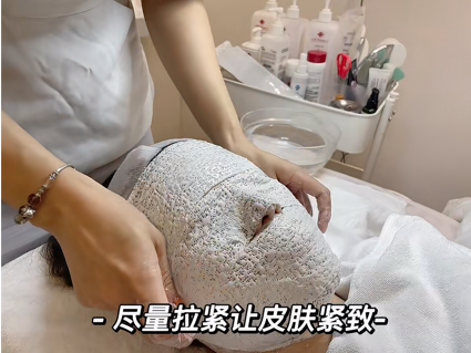 做个脸还需要变成木乃伊疯了吧