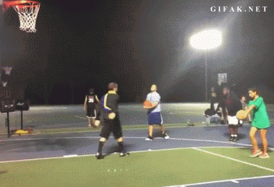 有没有比较牛逼或者搞笑的篮球集锦?