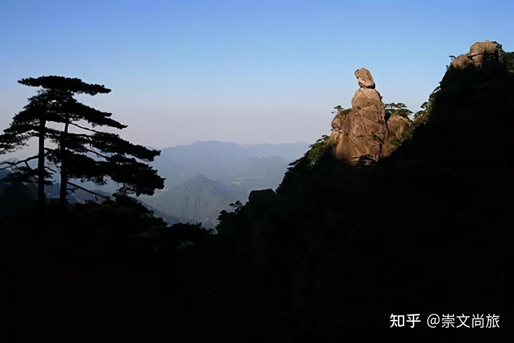 巫山神女峰pk三清山女神峰,您更欣赏哪一个?