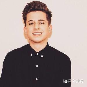 断眉charlie puth?