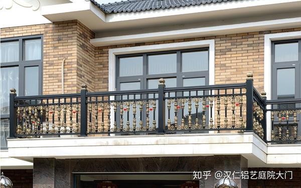 阳台护栏9个让您无法拒绝的款式!