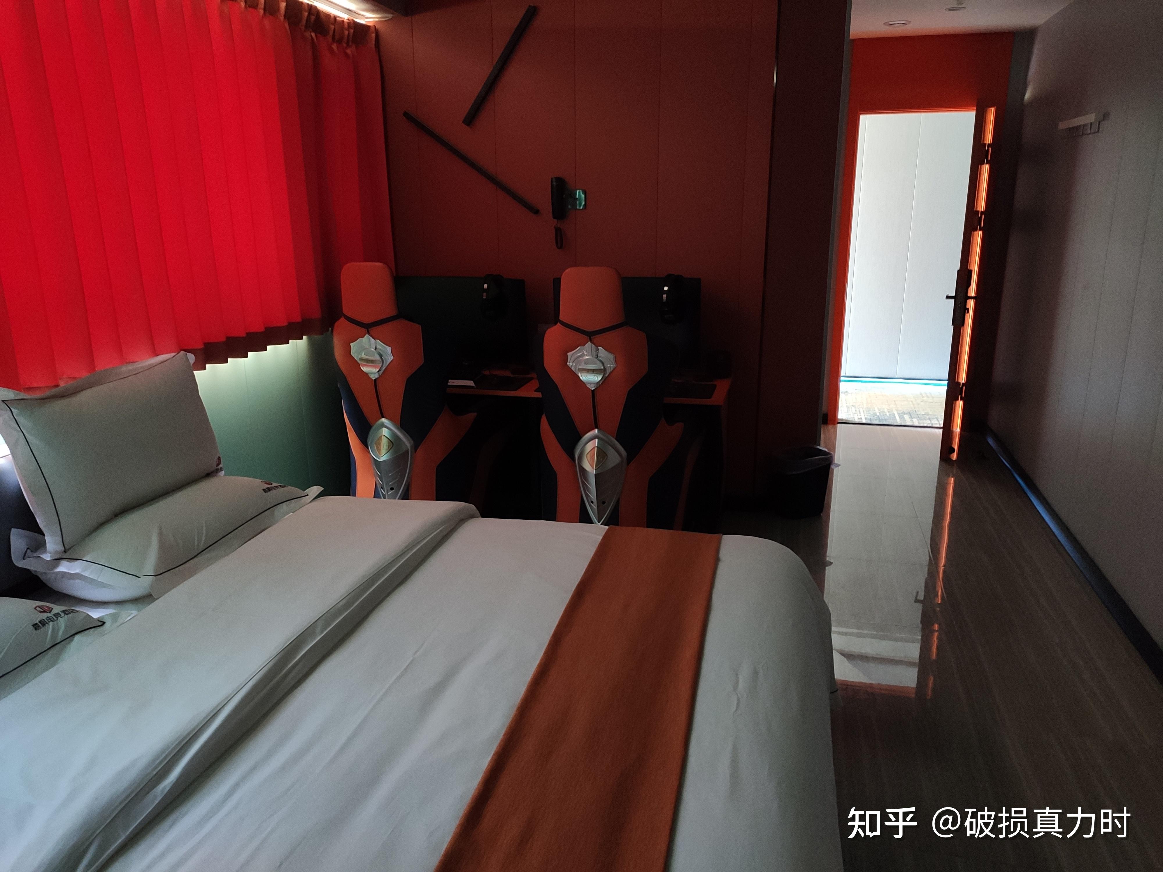 沈阳电竞酒店市场考察之当地多家分店的电竞酒店连锁品牌旗舰店探店
