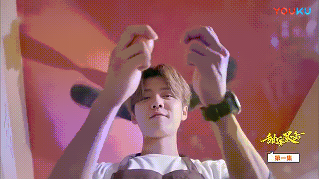 如何看待鹿晗主演的电视剧《甜蜜暴击》(原名爱的回旋