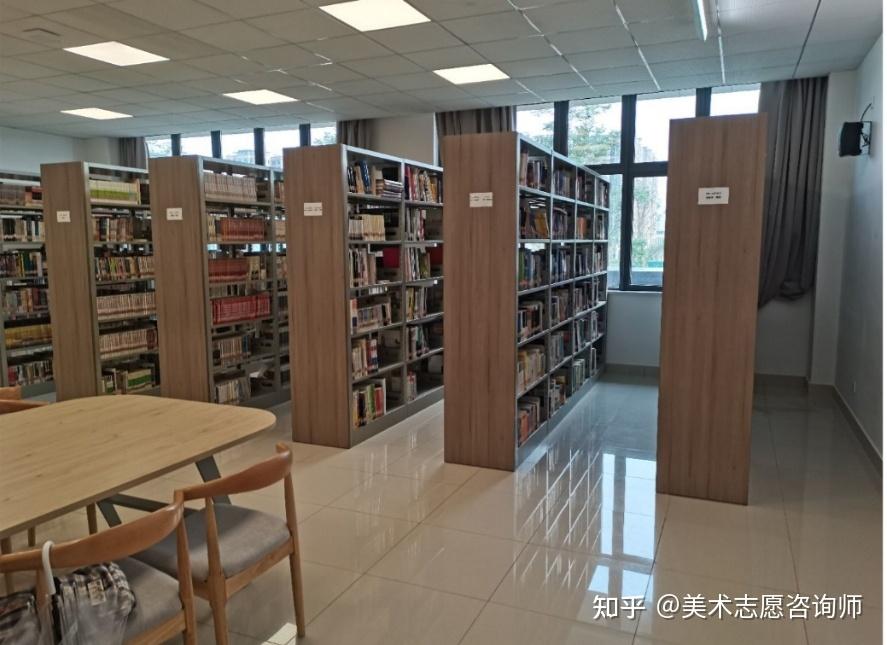 成都吉利学院值得去读吗