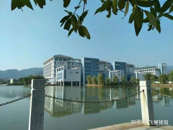 广东大学巡礼-肇庆医学高等专科学校