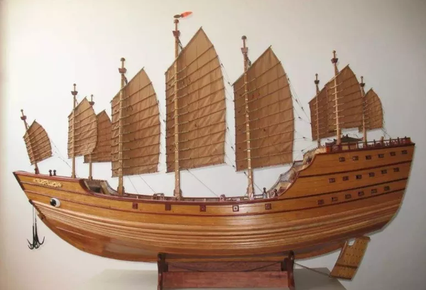 郑和宝船复原模型