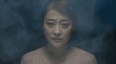 无论是《不要和陌生人说话》里那个受尽折磨的梅湘南,还是《父母爱情