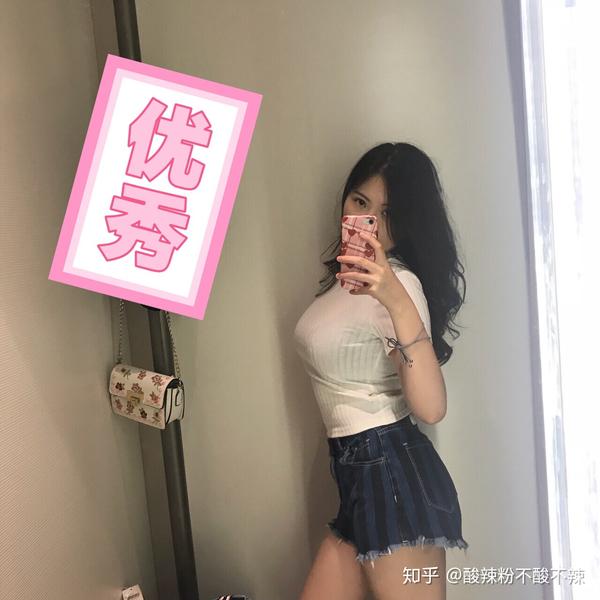 为什么有的女孩又瘦又有胸?