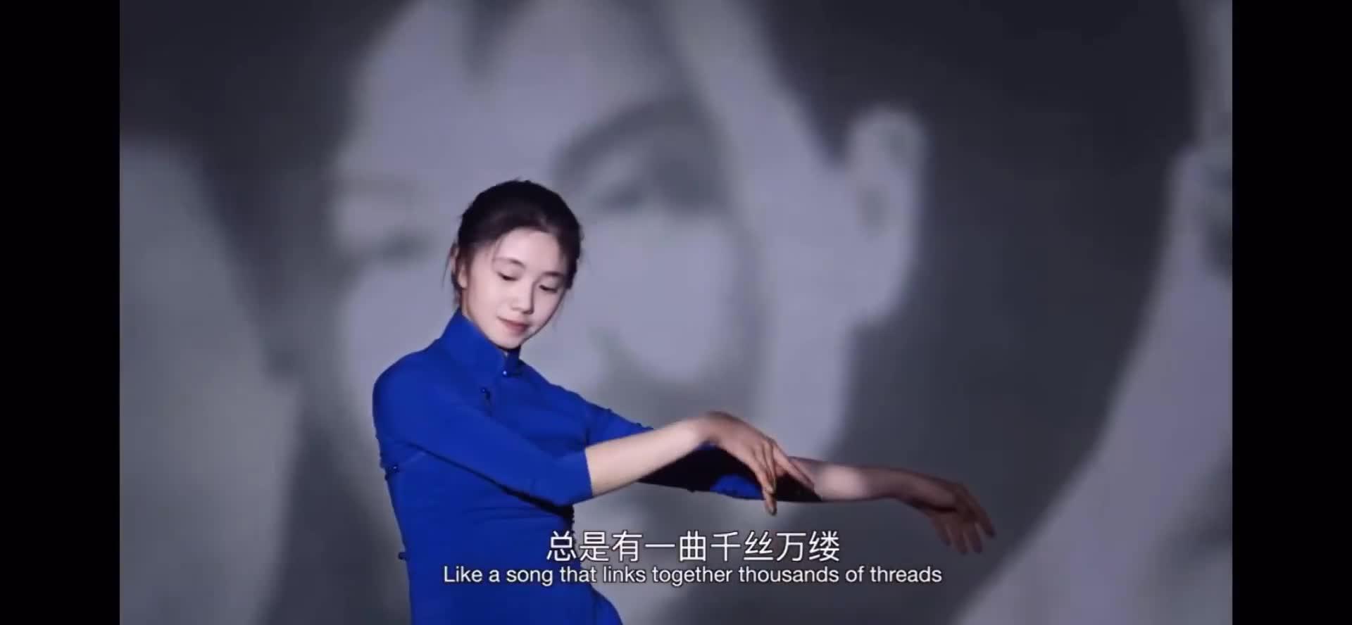 为什么之前搜刘浩存98年,现在成00了?