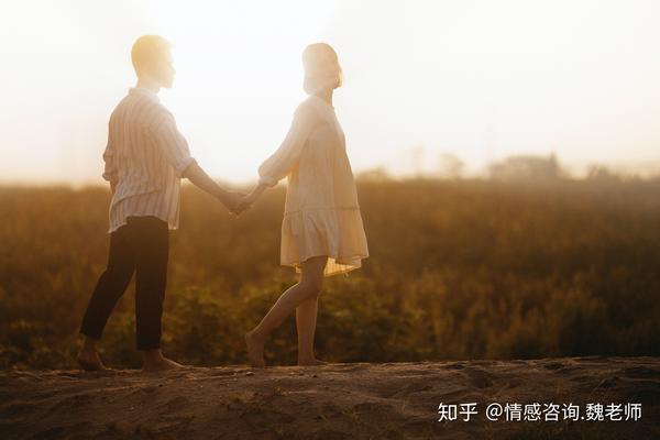 分手后,怎么减少情感依赖去挽回男友?