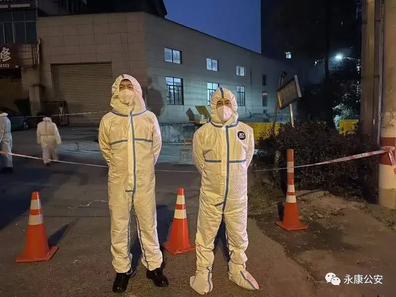 谢谢你们疫情期间有你们这些大白实在是太温暖了