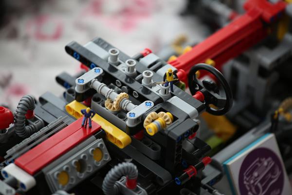 用乐高搭建jeep牧马人camelliaservojeepwranglerwithlego