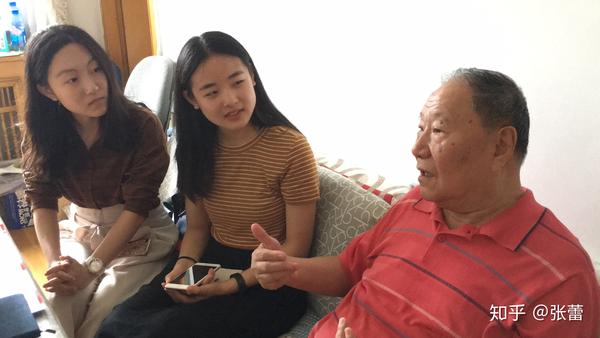 再登师门献心意倾谈重温现真情