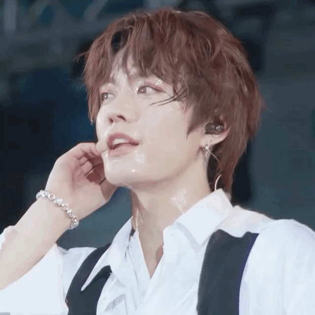 求安利让人惊艳的男团女团照片动图视频