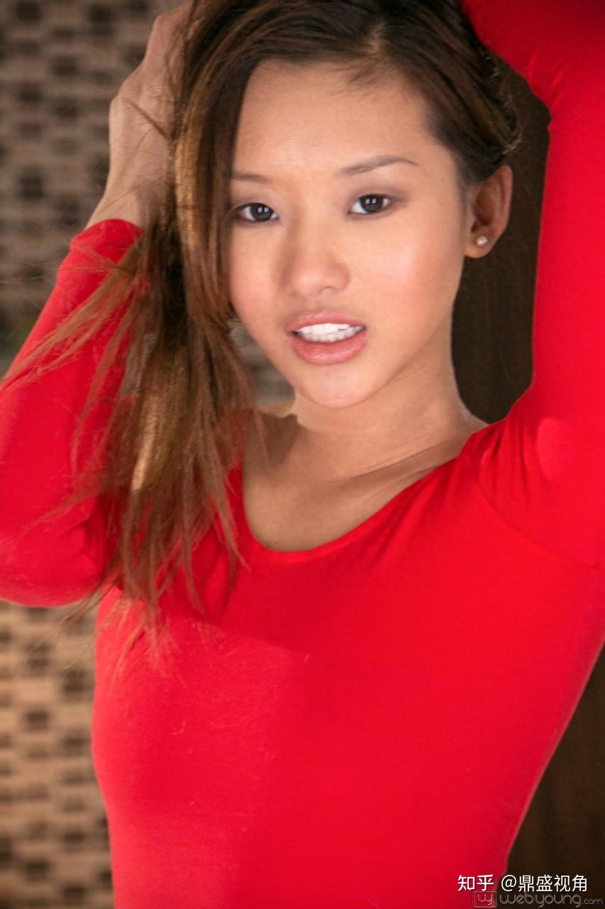 Alina Li