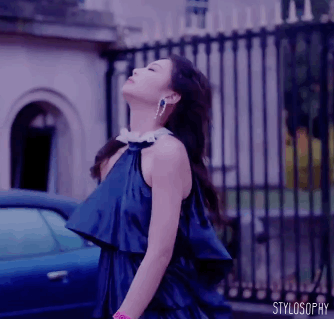 如何评价jennie的首个solo单曲solo